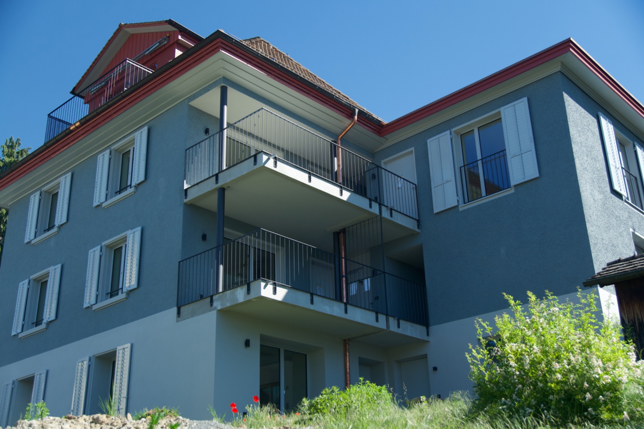 Komplettsaniertes Mehrfamilienhaus an der Bergstrasse in Küsnacht